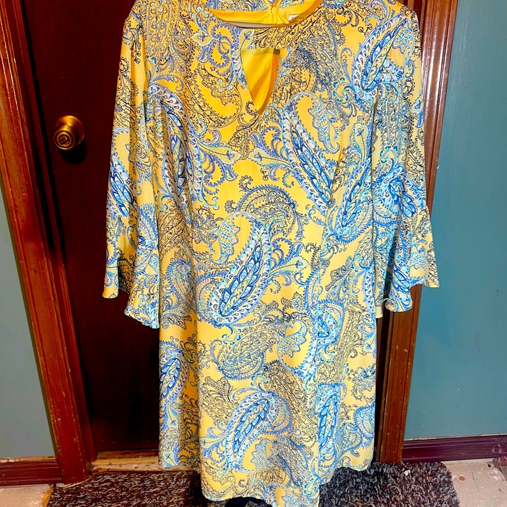 Women’s yellow and blue pink paisley print dress